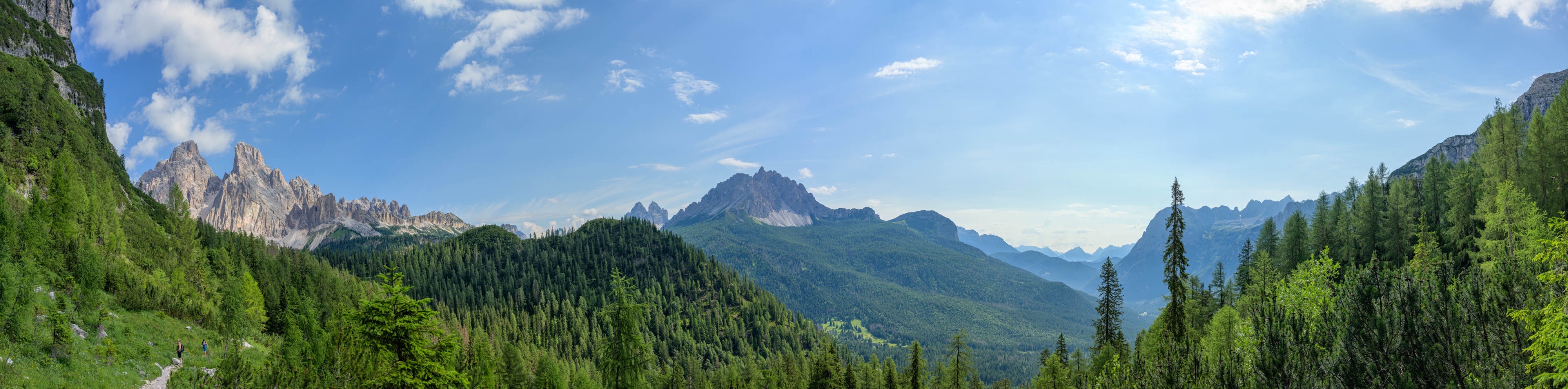 Hike to Lake Sorapis